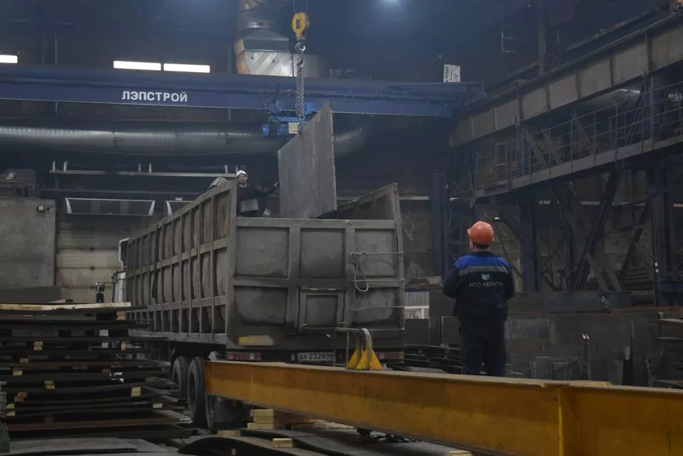 «Мы стоим по ту сторону забора и пытаемся конкурировать за сотрудников, которых нет»